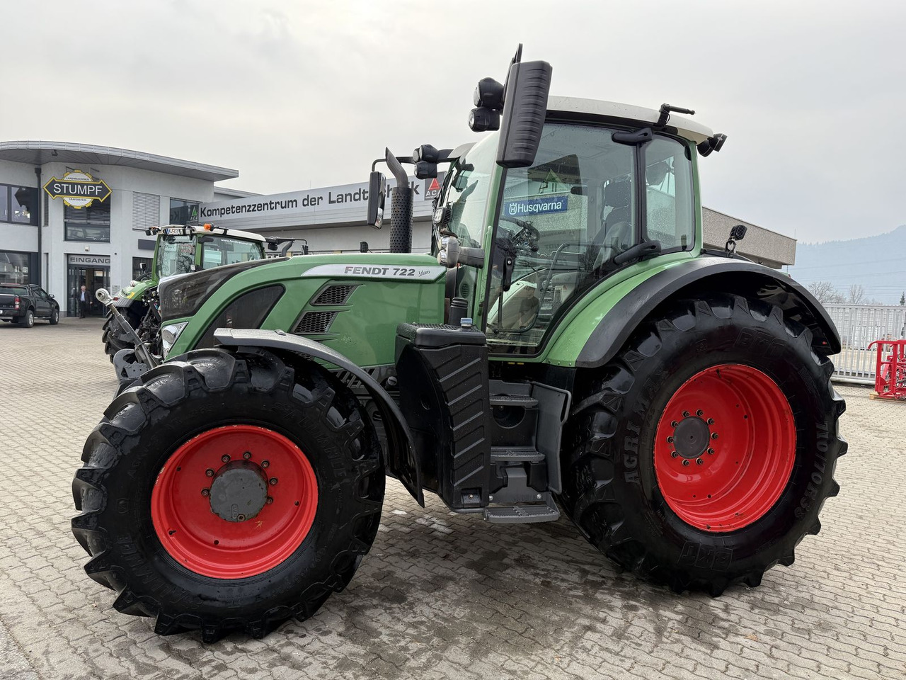 Fendt 722 Vario - Farm tractor: picture 2 Fendt 722 Vario - Farm tractor: picture 2