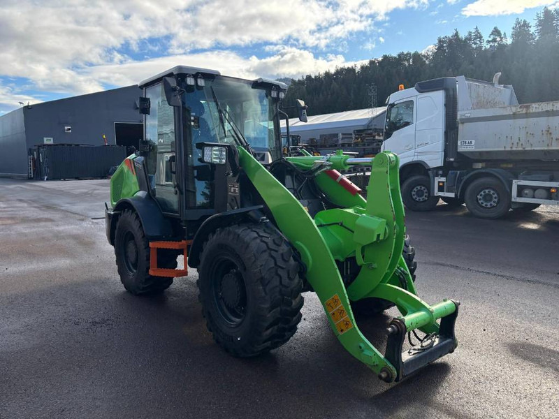 LIUGONG 820 TE Electric - Wheel loader: picture 2 LIUGONG 820 TE Electric - Wheel loader: picture 2