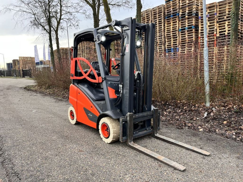 Linde H18T-01 - LPG forklift: picture 3 Linde H18T-01 - LPG forklift: picture 3