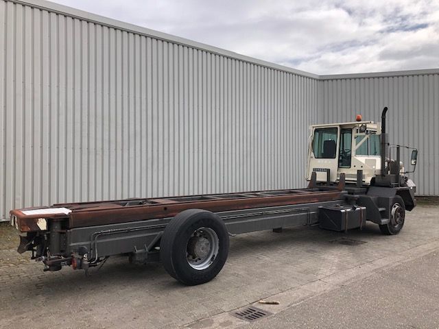 Terberg TT20 Body Carrier - Terminal tractor: picture 4 Terberg TT20 Body Carrier - Terminal tractor: picture 4