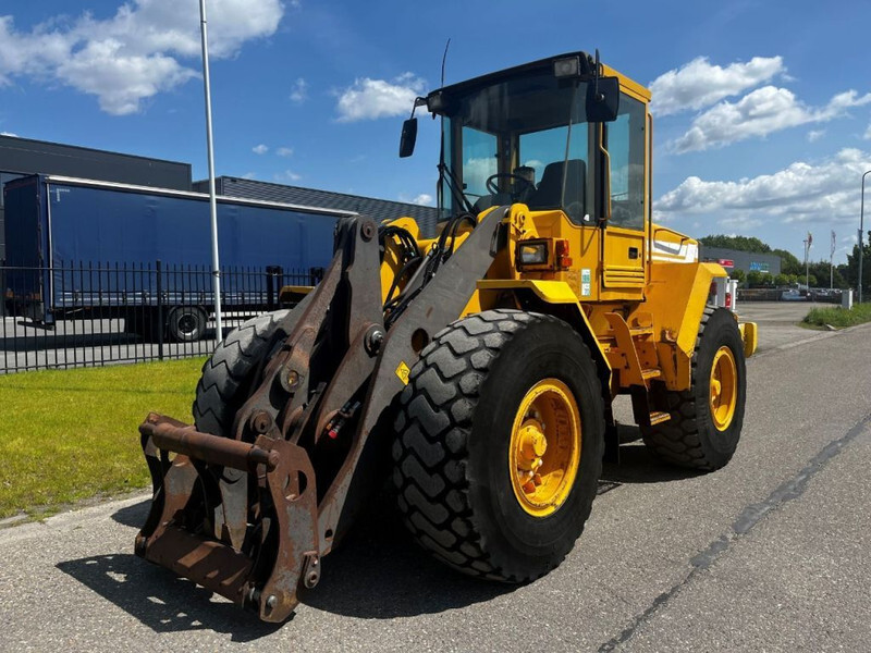 Volvo L70C - Wheel loader: picture 3 Volvo L70C - Wheel loader: picture 3