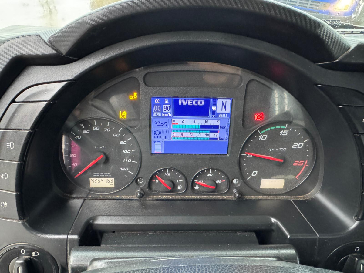 Skip loader truck IVECO Stralis 460 6x2 Welaki: picture 16