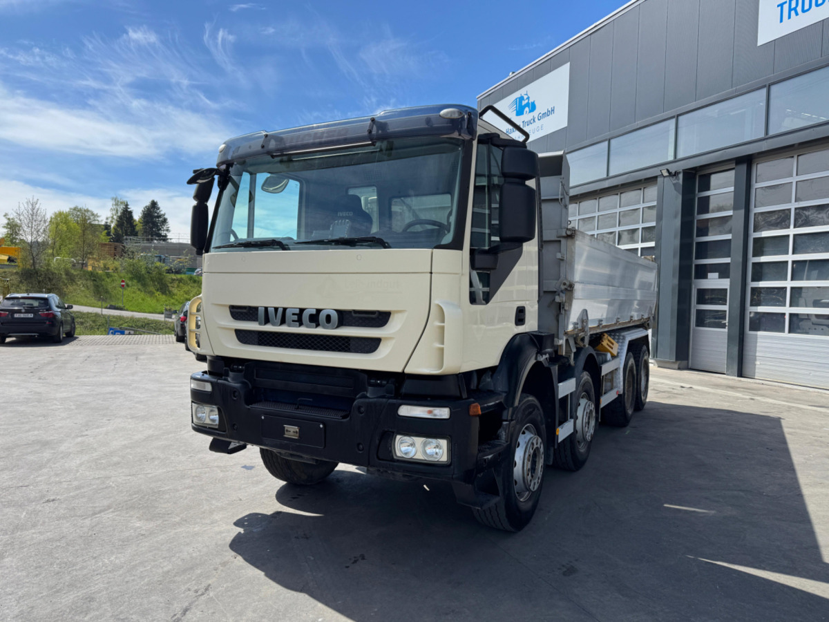 IVECO Trakker 450 8x4 - Tipper: picture 2 IVECO Trakker 450 8x4 - Tipper: picture 2