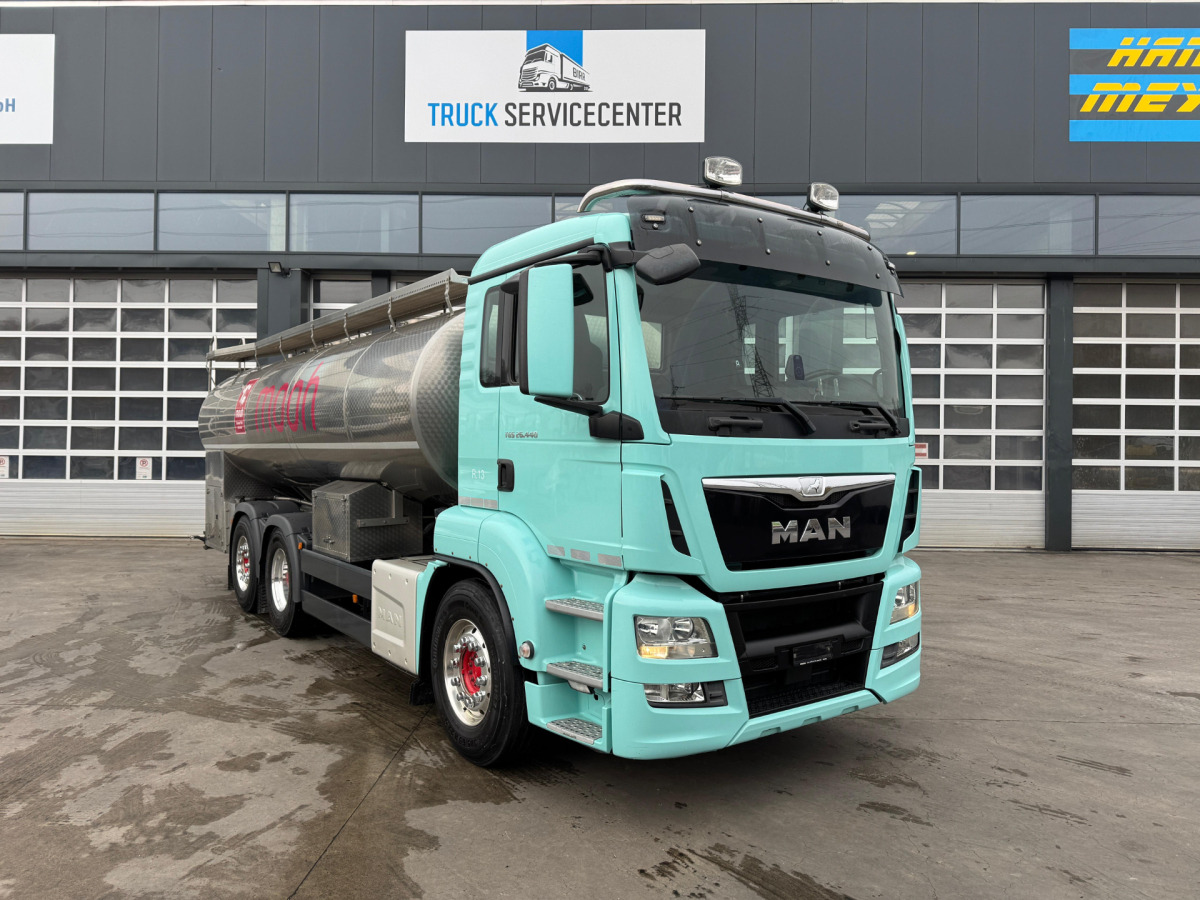 MAN TGS 26.440 6x2 Isoliert Milchtank 3 Kammern - Tank truck: picture 3 MAN TGS 26.440 6x2 Isoliert Milchtank 3 Kammern - Tank truck: picture 3