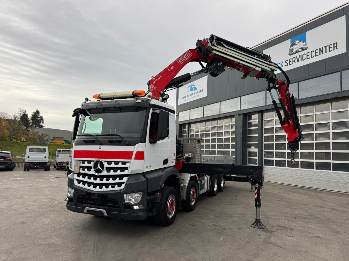 Leasing of MERCEDES Arocs 3251 8x4 Fassi 660 6-6 MERCEDES Arocs 3251 8x4 Fassi 660 6-6: picture 15 Leasing of MERCEDES Arocs 3251 8x4 Fassi 660 6-6 MERCEDES Arocs 3251 8x4 Fassi 660 6-6: picture 15