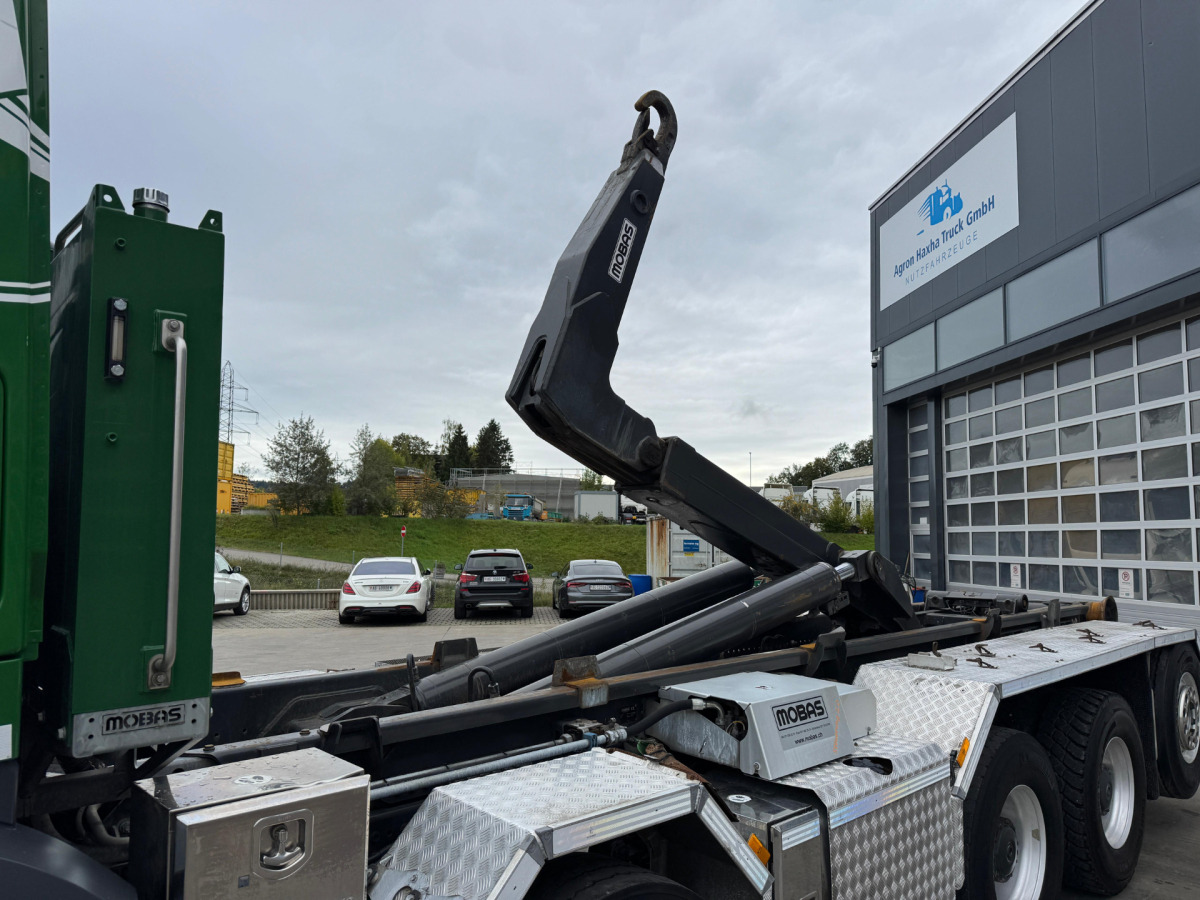 Hook lift truck MERCEDES Arocs 4453 10x4 Mobas: picture 13