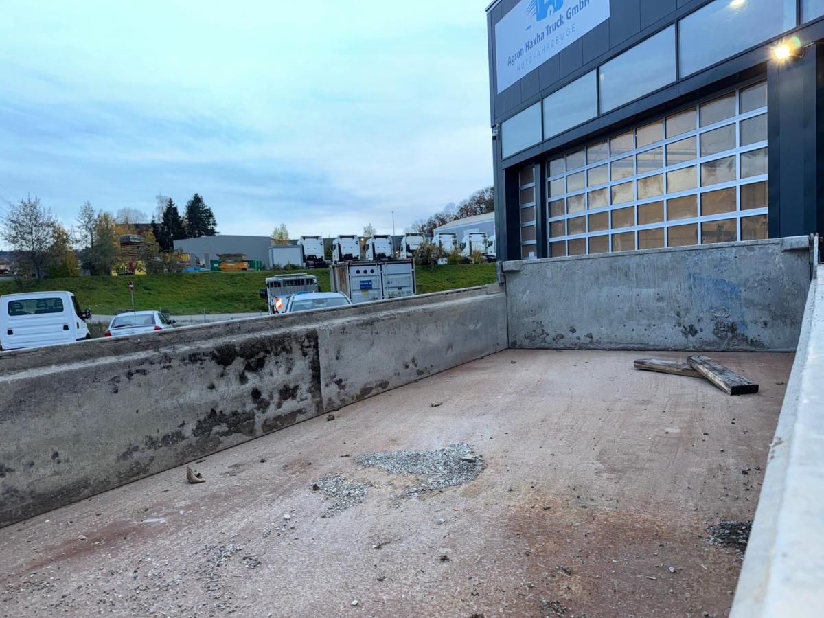 Tipper MERCEDES SK 1831 4x2 5m3 Kipper: picture 11