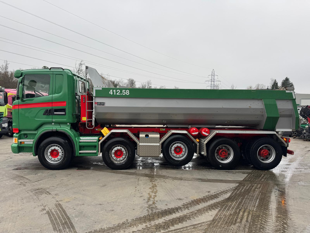 Tipper SCANIA G490 10x4 Dumper: picture 9