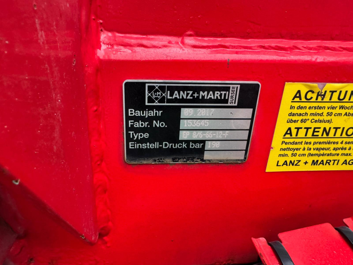 Tipper SCANIA G490 10x4 Dumper: picture 12