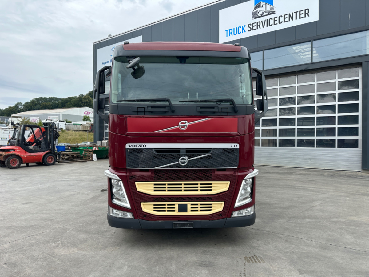 VOLVO FH-420 4x2 LBW - Curtainsider truck: picture 2 VOLVO FH-420 4x2 LBW - Curtainsider truck: picture 2