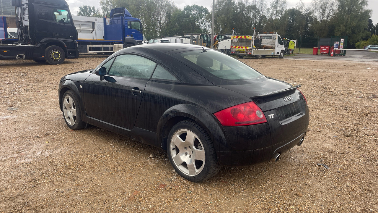 AUDI TT - Car: picture 3 AUDI TT - Car: picture 3
