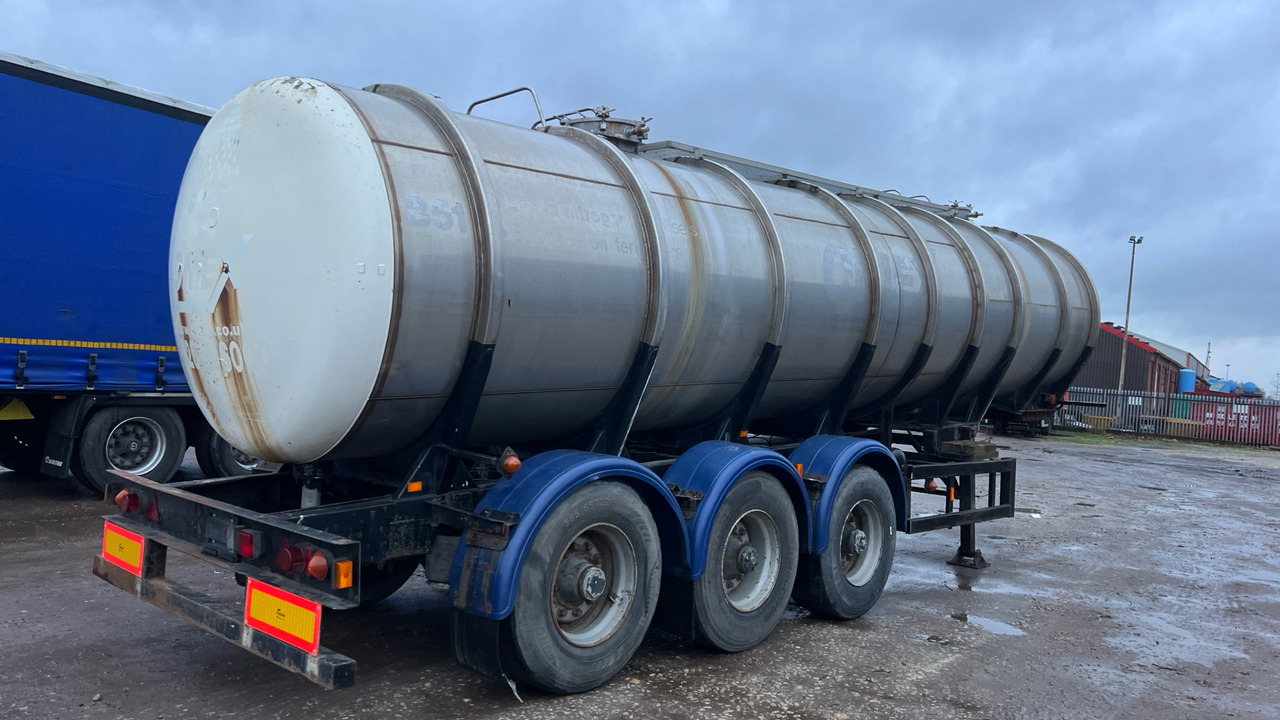 CRANE FRUEHAUF - Tank semi-trailer: picture 5 CRANE FRUEHAUF - Tank semi-trailer: picture 5