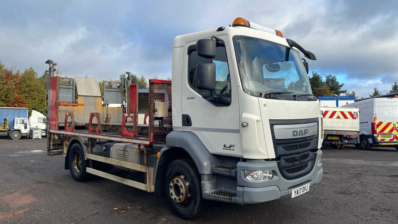 DAF LF 230 - Dropside/ Flatbed truck: picture 1 DAF LF 230 - Dropside/ Flatbed truck: picture 1