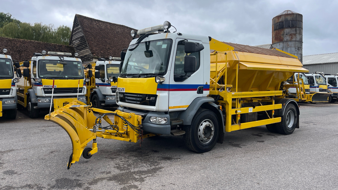 DAF LF 55.220 - Snow removal vehicle: picture 2 DAF LF 55.220 - Snow removal vehicle: picture 2