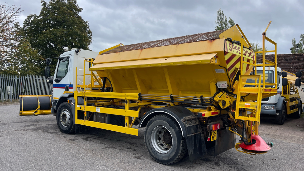 DAF LF  55.220 - Snow removal vehicle: picture 3 DAF LF  55.220 - Snow removal vehicle: picture 3