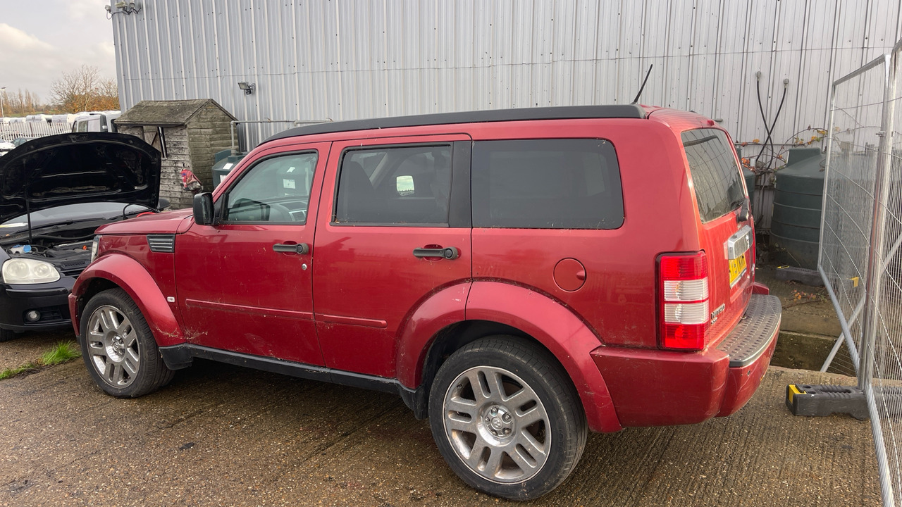 DODGE NITRO SXT - Station wagon: picture 4 DODGE NITRO SXT - Station wagon: picture 4