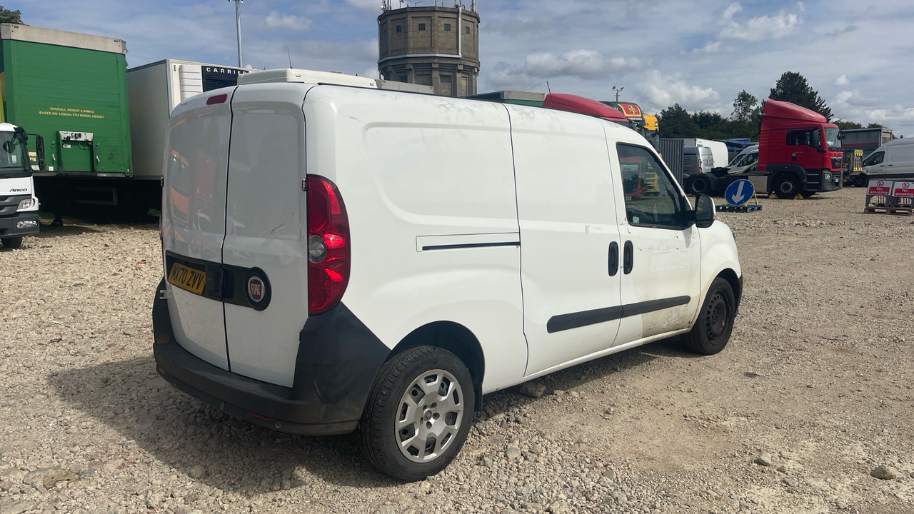 FIAT DOBLO 1.6 Multijet 16V 105PS - Small van: picture 4 FIAT DOBLO 1.6 Multijet 16V 105PS - Small van: picture 4