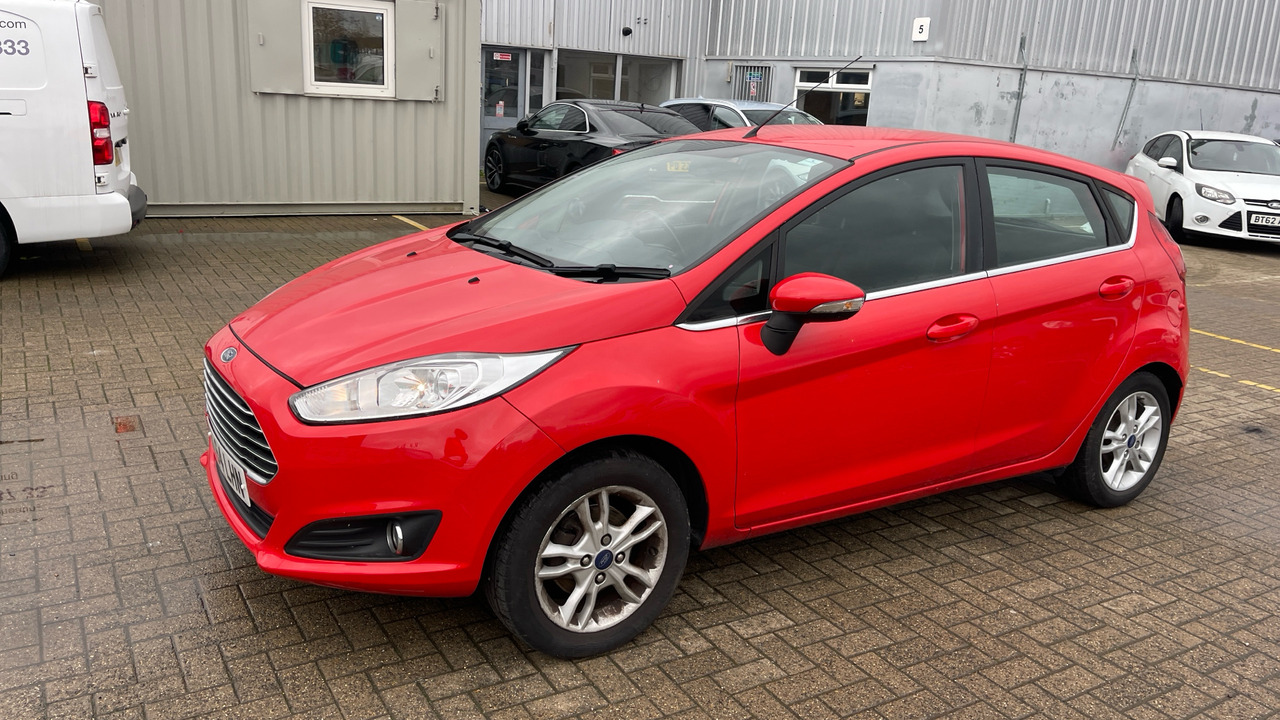 FORD FIESTA 1.0 ECO BOOST - Hatchback: picture 2 FORD FIESTA 1.0 ECO BOOST - Hatchback: picture 2