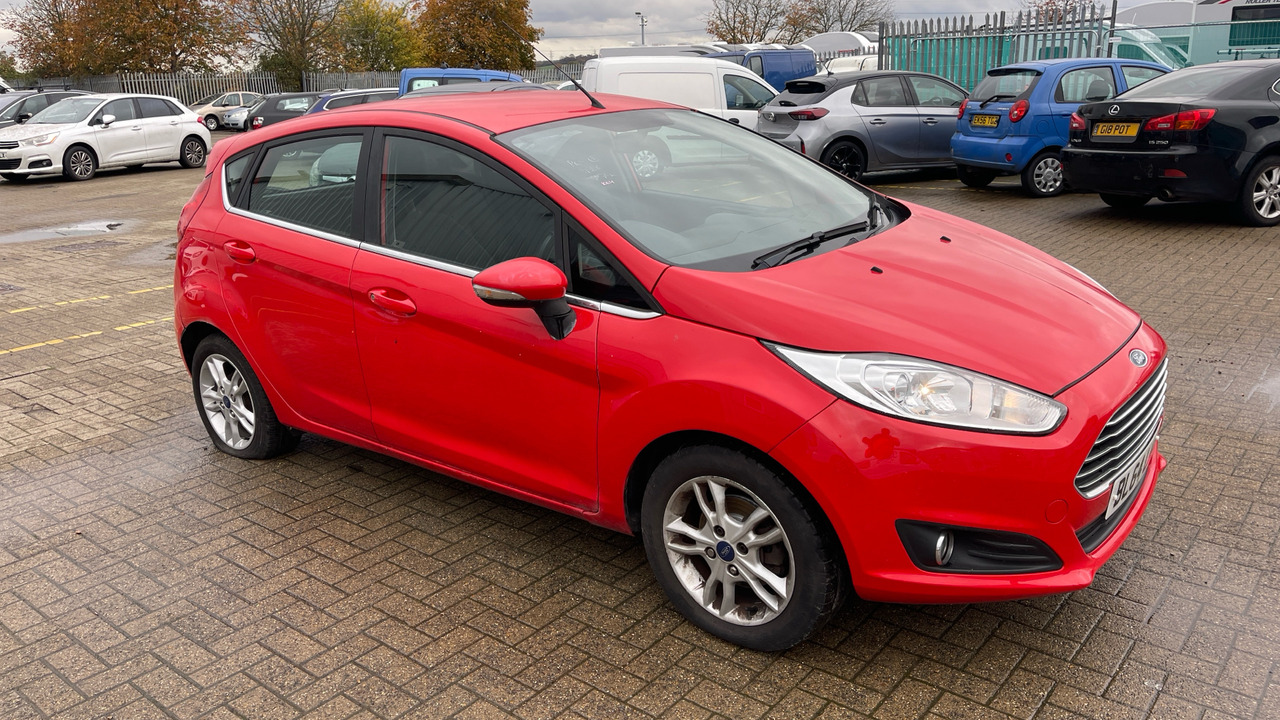 FORD FIESTA 1.0 ECO BOOST - Hatchback: picture 1 FORD FIESTA 1.0 ECO BOOST - Hatchback: picture 1