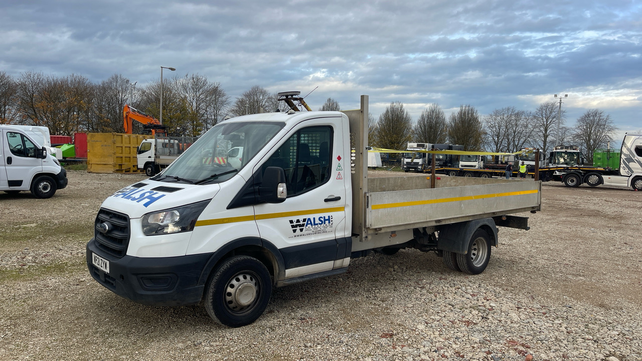 FORD TRANSIT 350 2.0 ECOBLUE 130PS - Flatbed van: picture 2 FORD TRANSIT 350 2.0 ECOBLUE 130PS - Flatbed van: picture 2