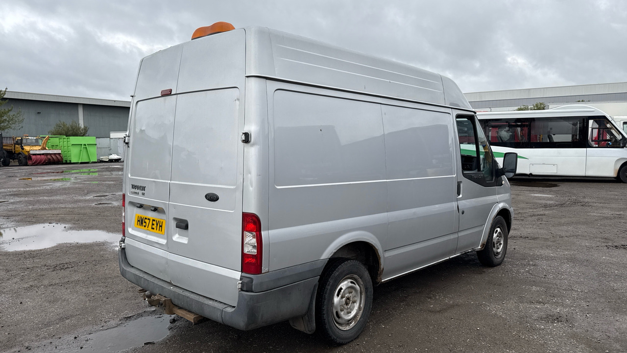 FORD TRANSIT T260 2.2 130PS - Panel van: picture 4 FORD TRANSIT T260 2.2 130PS - Panel van: picture 4