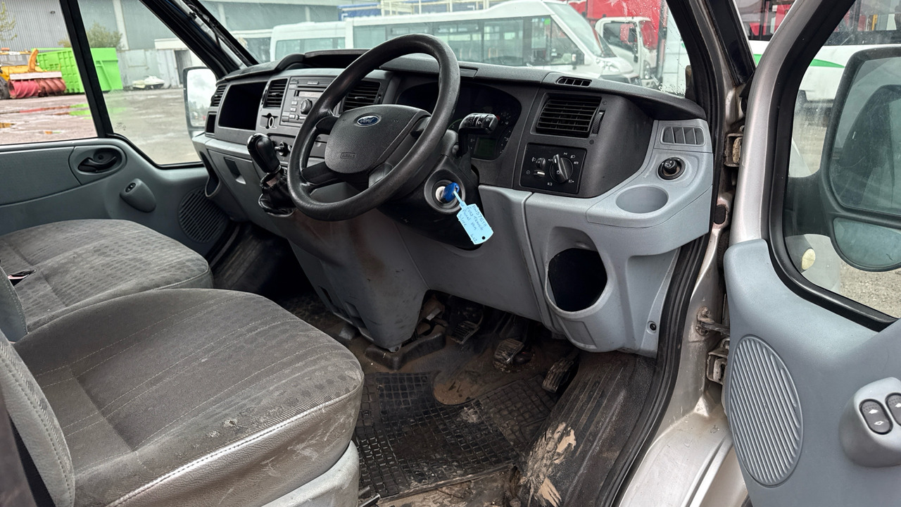 FORD TRANSIT T260 2.2 130PS - Panel van: picture 5 FORD TRANSIT T260 2.2 130PS - Panel van: picture 5