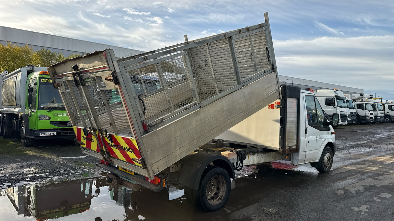 FORD TRANSIT T350 TDCi 100ps - Tipper van: picture 4 FORD TRANSIT T350 TDCi 100ps - Tipper van: picture 4