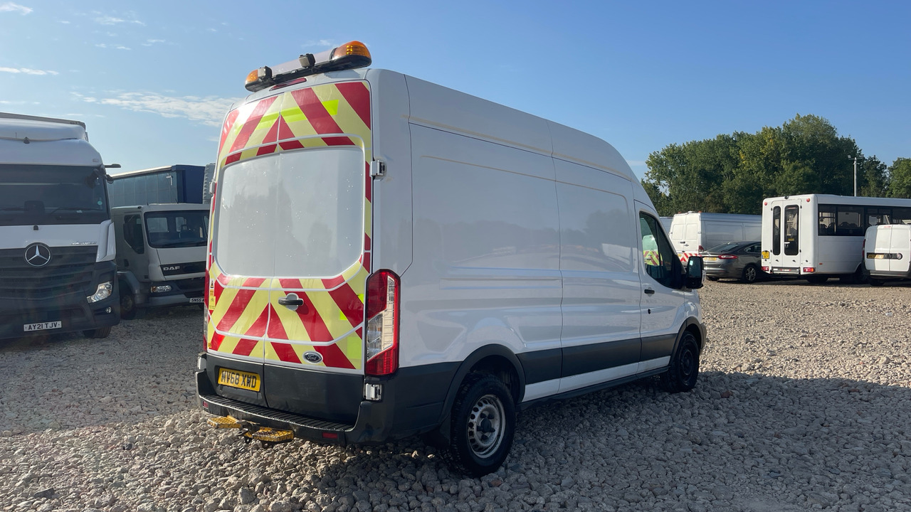 Ford Transit 350 2.0 TDCI 130PS - Panel van: picture 4 Ford Transit 350 2.0 TDCI 130PS - Panel van: picture 4