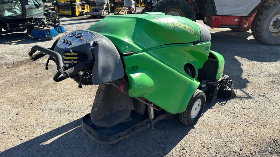 GREEN MACHINES 414S2D - Construction equipment: picture 4 GREEN MACHINES 414S2D - Construction equipment: picture 4