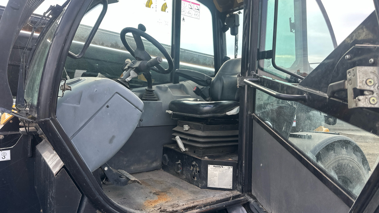 HAULOTTE HTL 4014 - Telescopic handler: picture 5 HAULOTTE HTL 4014 - Telescopic handler: picture 5