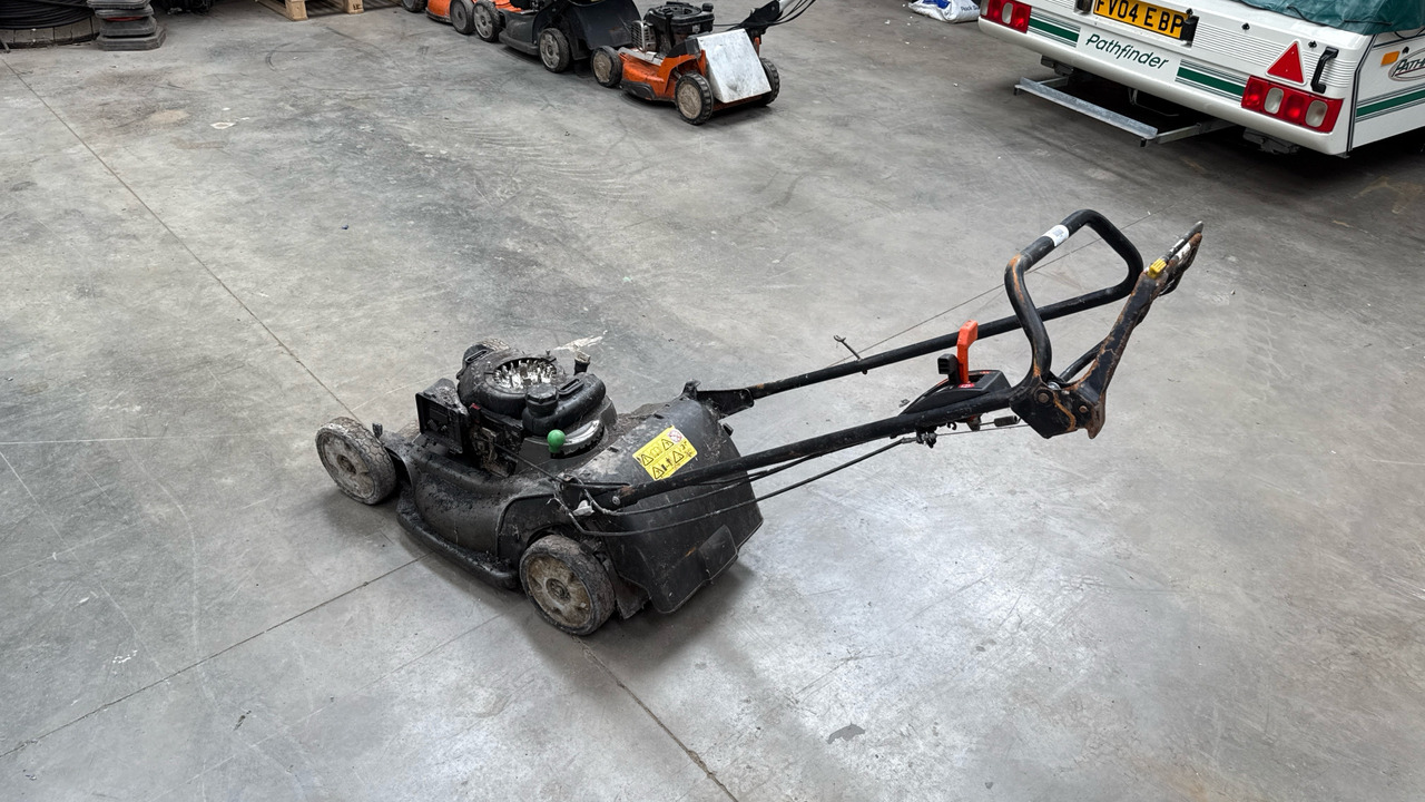 HONDA HRX537 C5HYE - Garden mower: picture 1 HONDA HRX537 C5HYE - Garden mower: picture 1