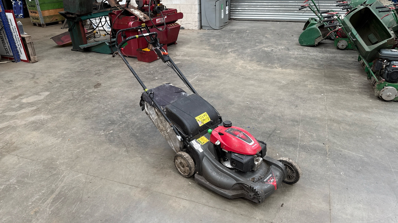 HONDA HRX537 C5HYE - Garden mower: picture 2 HONDA HRX537 C5HYE - Garden mower: picture 2