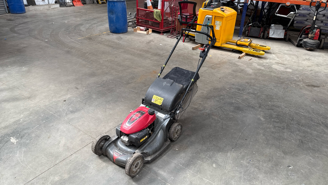HONDA HRX537 C6HYEA - Garden mower: picture 3 HONDA HRX537 C6HYEA - Garden mower: picture 3