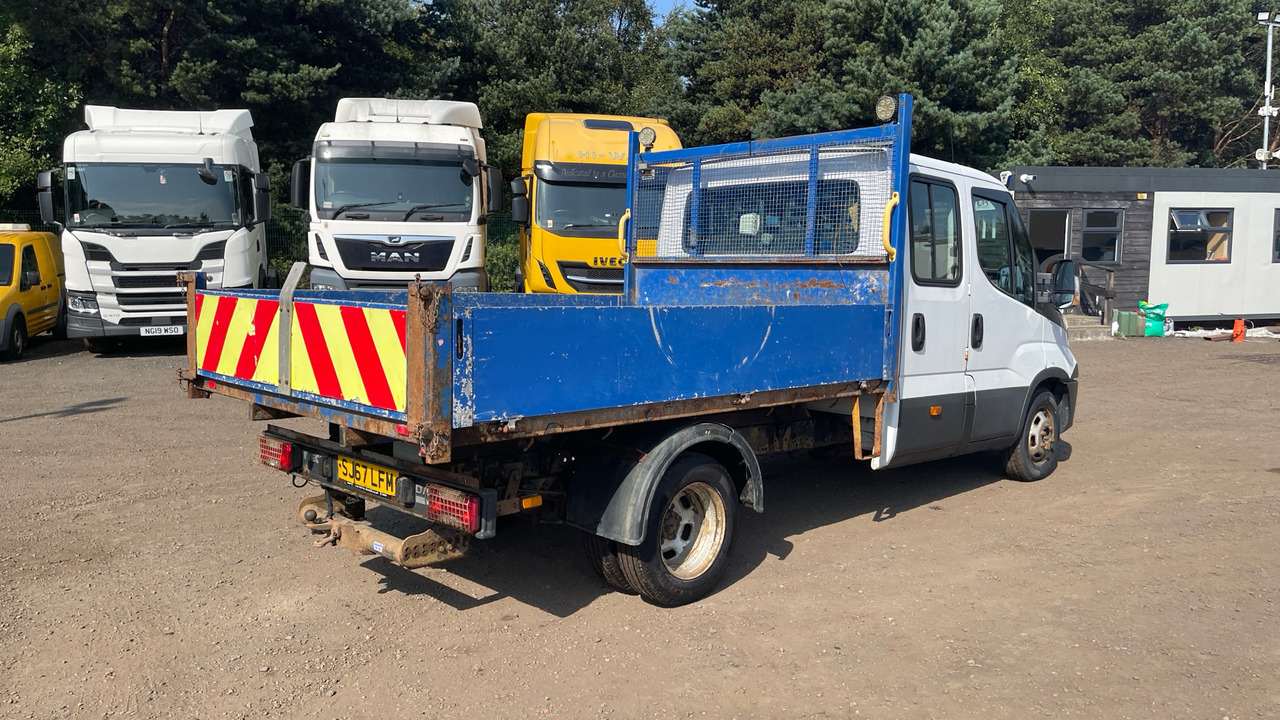IVECO DAILY 2.3 35-140 3750WB - Tipper van, Combi van: picture 4 IVECO DAILY 2.3 35-140 3750WB - Tipper van, Combi van: picture 4