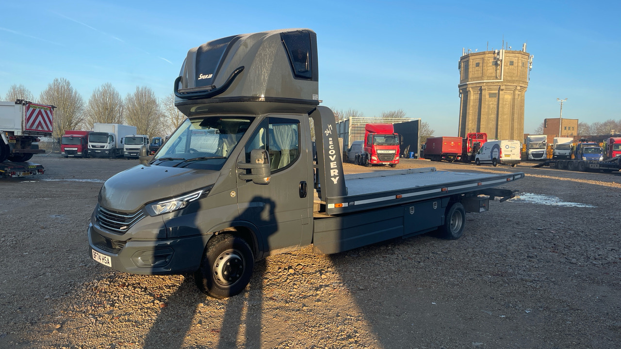 IVECO DAILY 70C18 - Tow truck: picture 2 IVECO DAILY 70C18 - Tow truck: picture 2