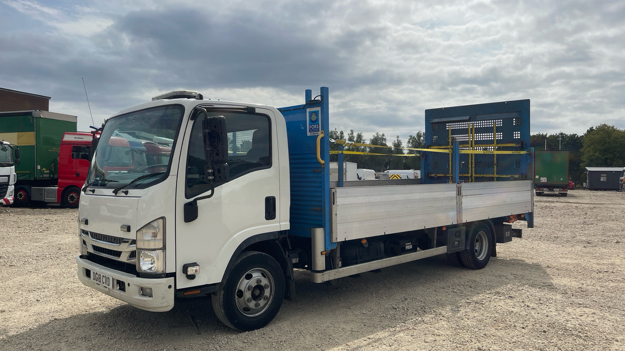 Isuzu N75 190 - Dropside/ Flatbed truck: picture 2 Isuzu N75 190 - Dropside/ Flatbed truck: picture 2