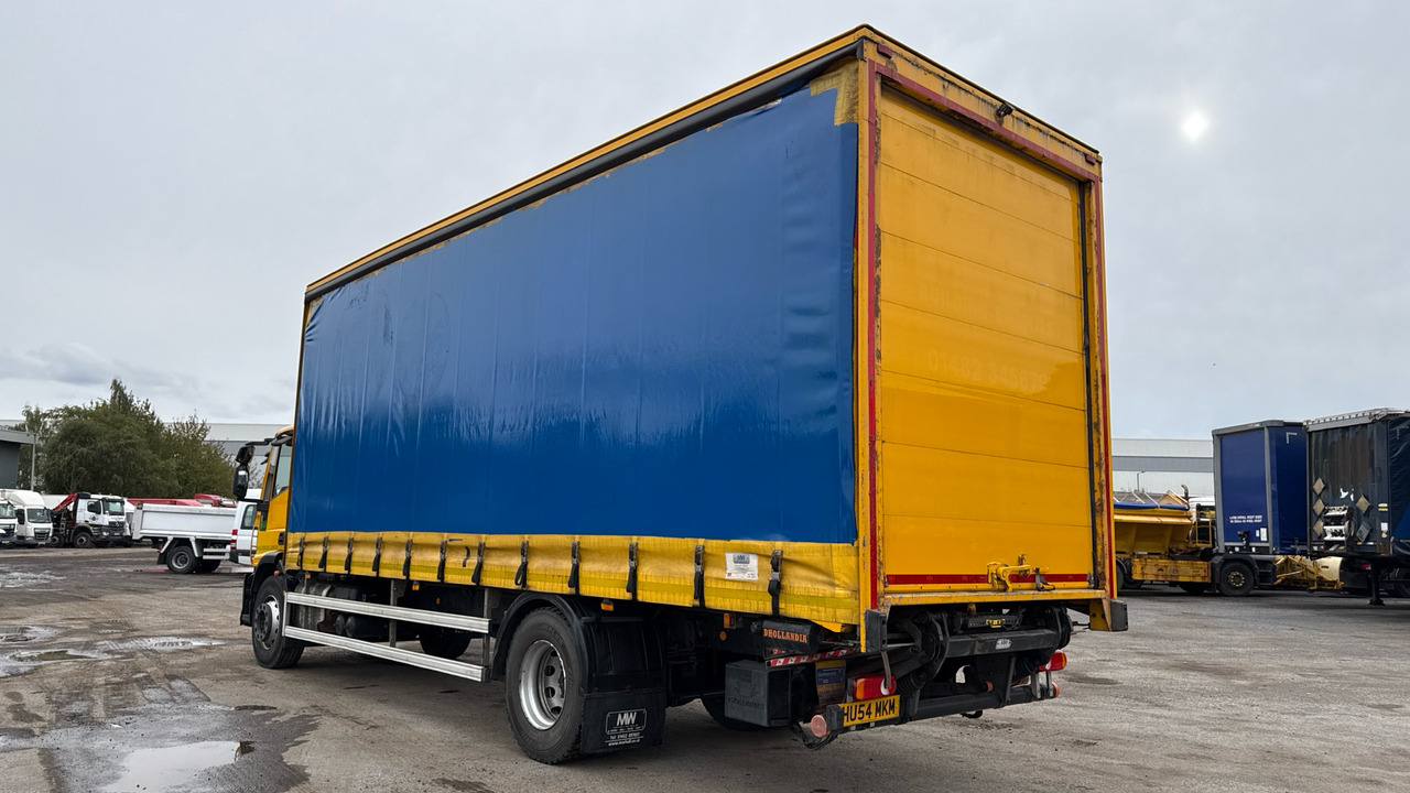 Iveco EUROCARGO 180E - Curtainsider truck: picture 3 Iveco EUROCARGO 180E - Curtainsider truck: picture 3