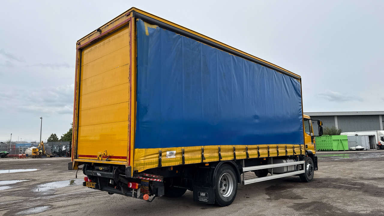Iveco EUROCARGO 180E - Curtainsider truck: picture 4 Iveco EUROCARGO 180E - Curtainsider truck: picture 4