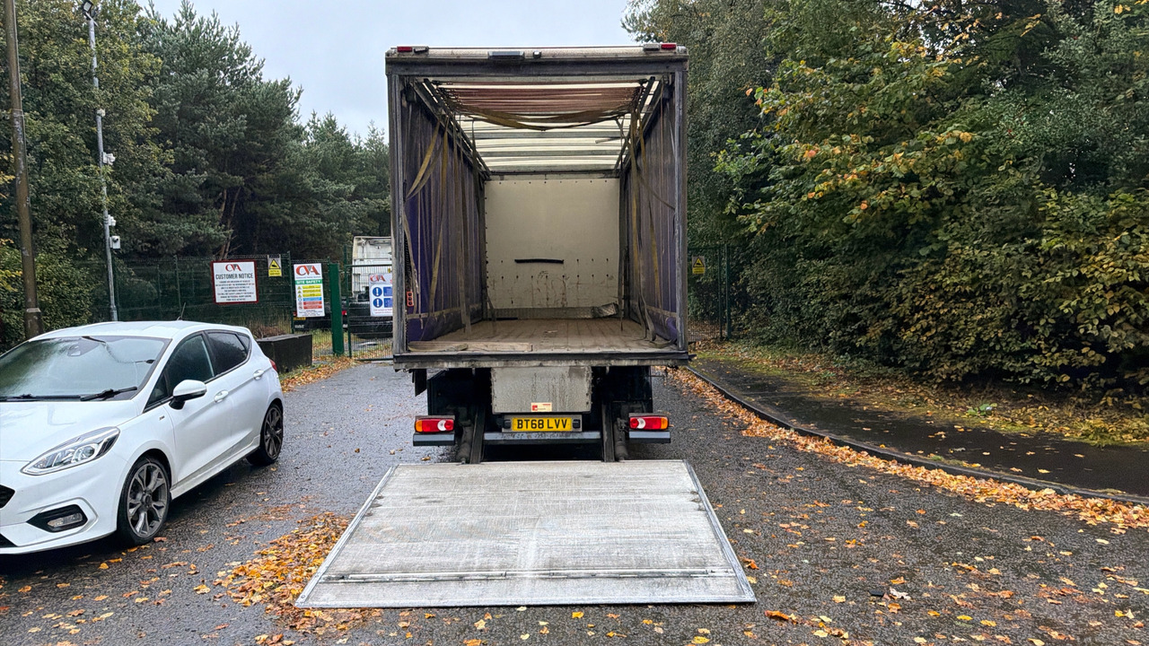 Curtainsider truck Iveco Eurocargo 120-210: picture 10 Curtainsider truck Iveco Eurocargo 120-210: picture 10
