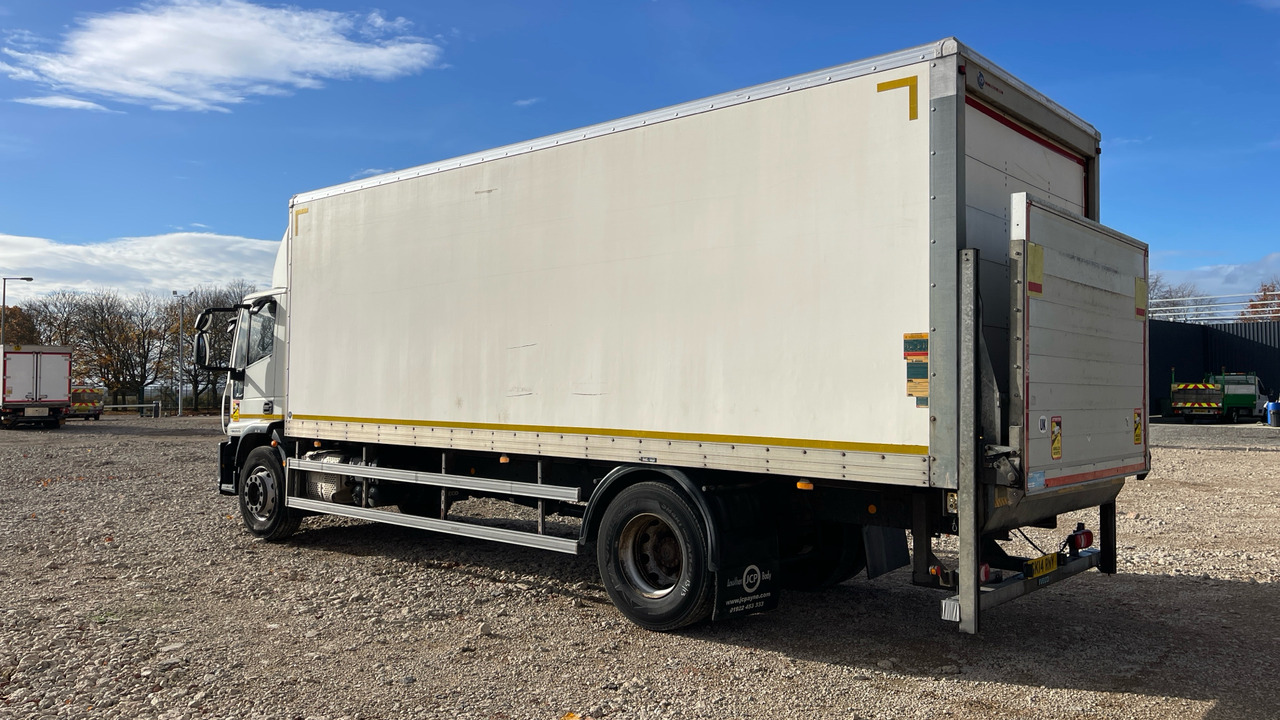 Iveco Eurocargo 180E25 - Box truck: picture 3 Iveco Eurocargo 180E25 - Box truck: picture 3