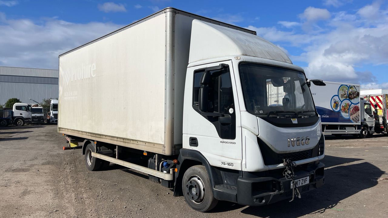 Iveco Eurocargo 75-160 - Box truck: picture 2 Iveco Eurocargo 75-160 - Box truck: picture 2