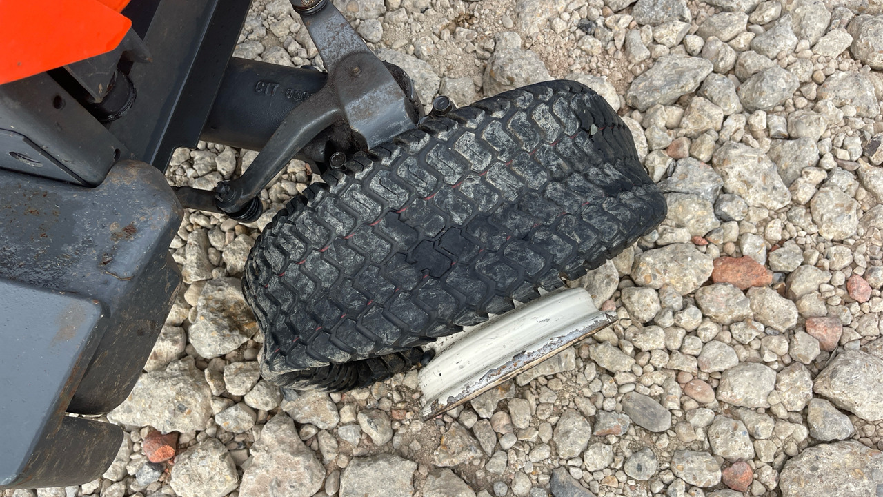 Garden mower KUBOTA F3680: picture 17 Garden mower KUBOTA F3680: picture 17