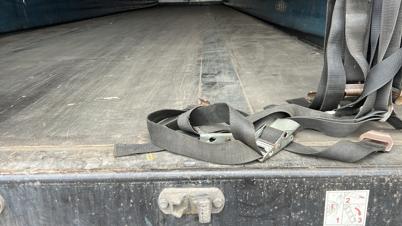 LAWRENCE DAVID CURTAINSIDE - Curtainsider semi-trailer: picture 2 LAWRENCE DAVID CURTAINSIDE - Curtainsider semi-trailer: picture 2