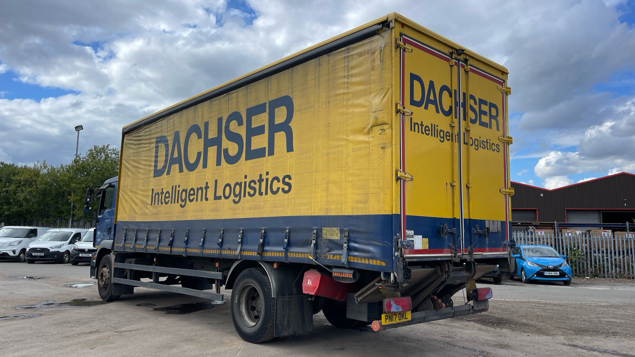 MAN TG-M 18.250 - Curtainsider truck: picture 3 MAN TG-M 18.250 - Curtainsider truck: picture 3