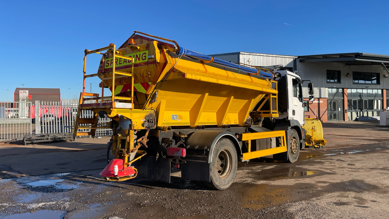 MAN TG-M 18.250 - Snow removal vehicle: picture 4 MAN TG-M 18.250 - Snow removal vehicle: picture 4