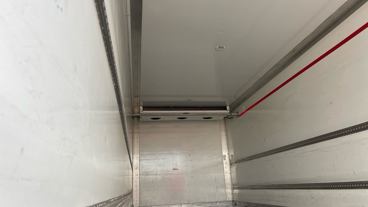 Refrigerator truck MAN TGM 18.250: picture 15