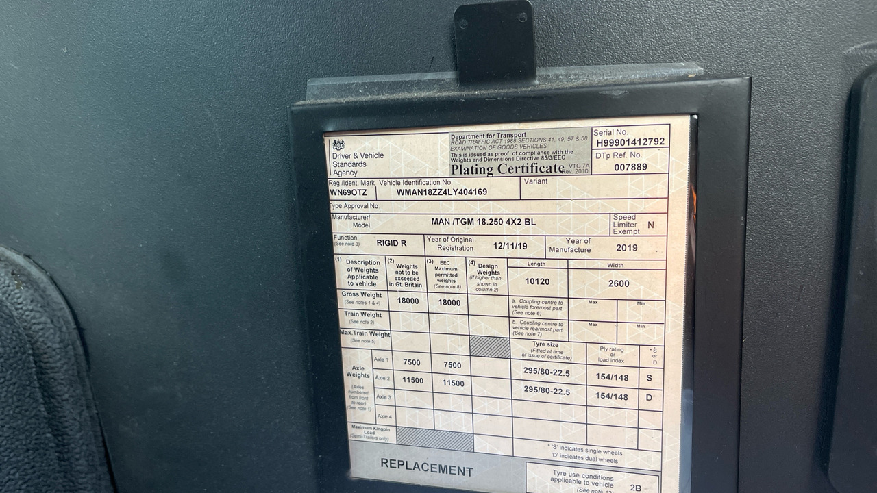 Refrigerator truck MAN TGM 18.250: picture 11