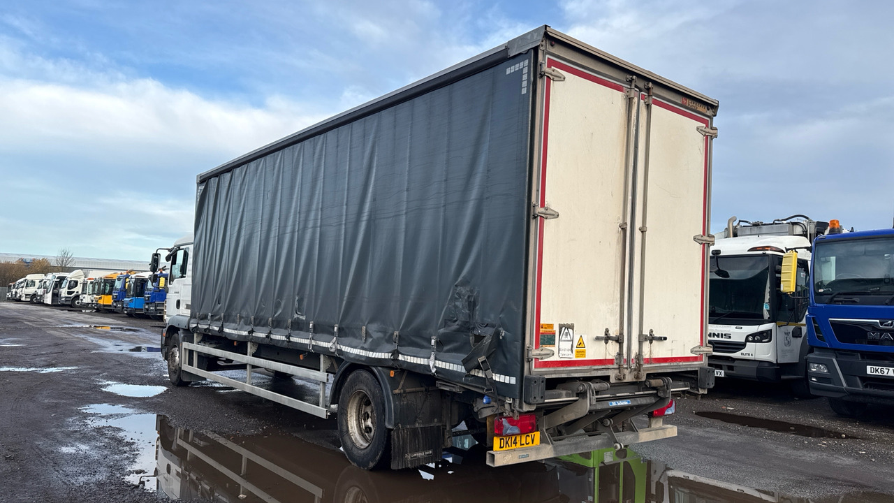 MAN TGM 18.250 - Curtainsider truck: picture 3 MAN TGM 18.250 - Curtainsider truck: picture 3