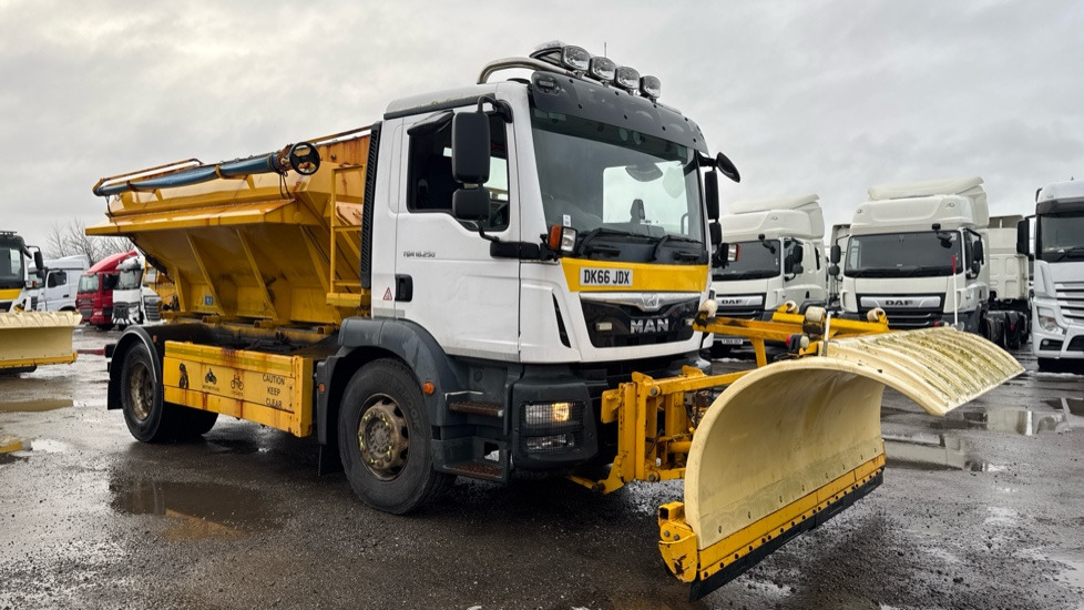 MAN TGM 18.250 - Snow removal vehicle: picture 1 MAN TGM 18.250 - Snow removal vehicle: picture 1