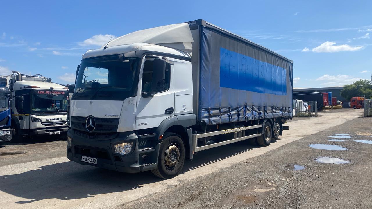 MERCEDES-BENZ ACTROS 2532 - Curtainsider truck: picture 2 MERCEDES-BENZ ACTROS 2532 - Curtainsider truck: picture 2